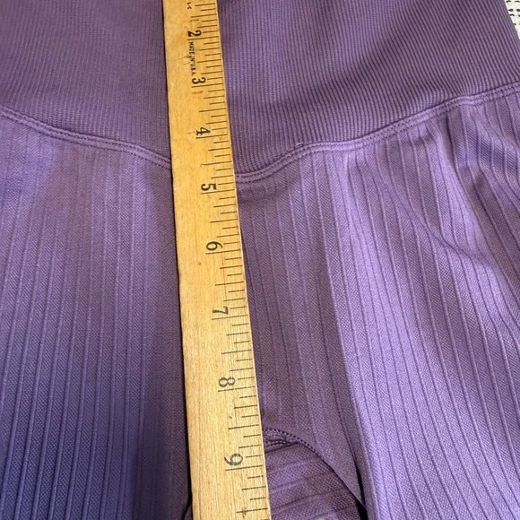 VS PINK Active Ribbed Ombré Leggings - Picture 3 of 7